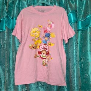 Pink Strawberry shortcake shirt🍓